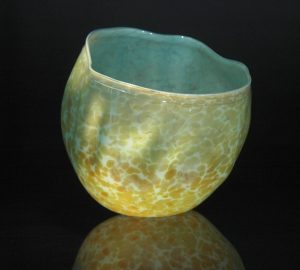 Luxury Anthias Bowls Art Glass by Robert Kaindl